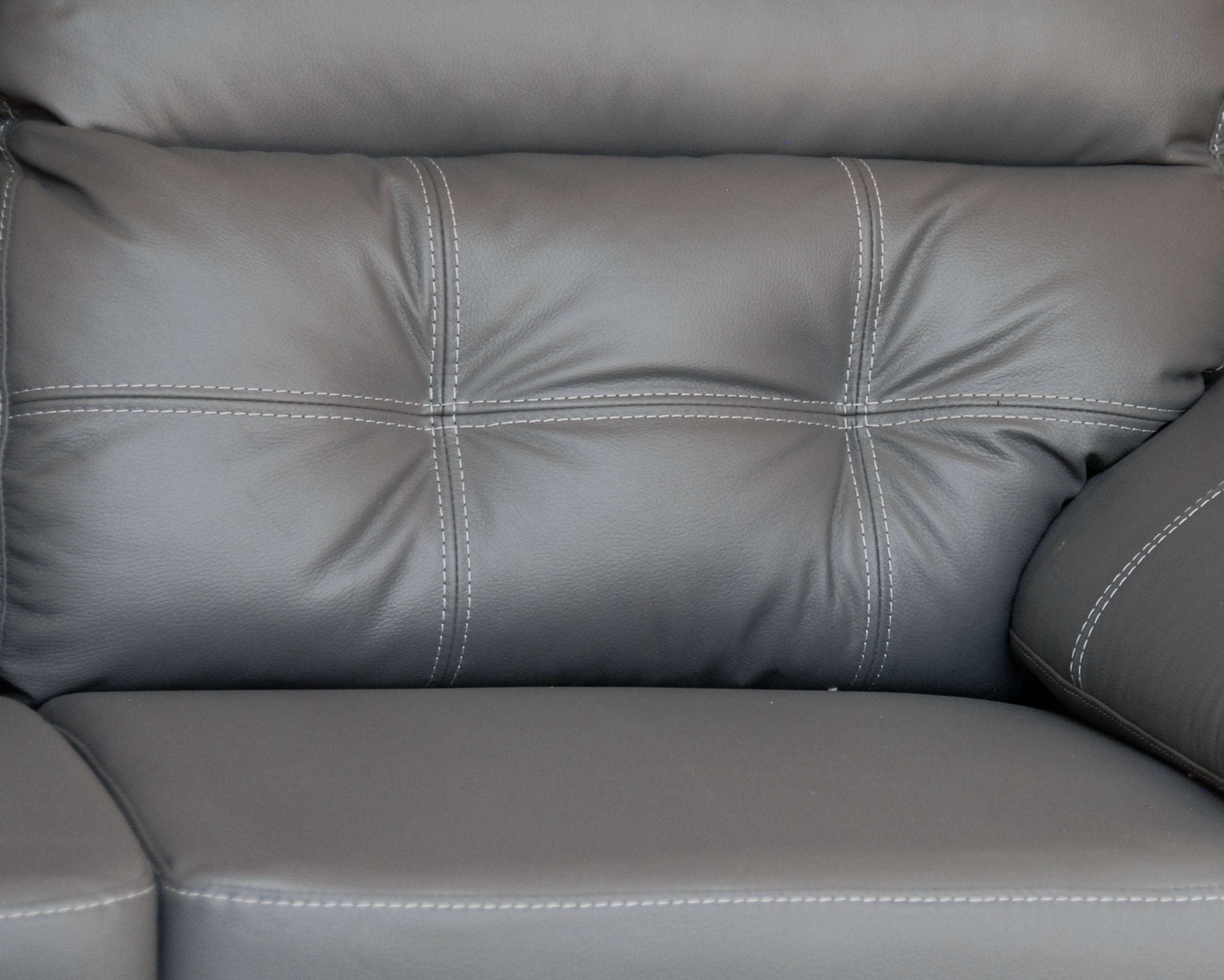Love Seat de Piel Genuina Mod. Dublin 3 plazas