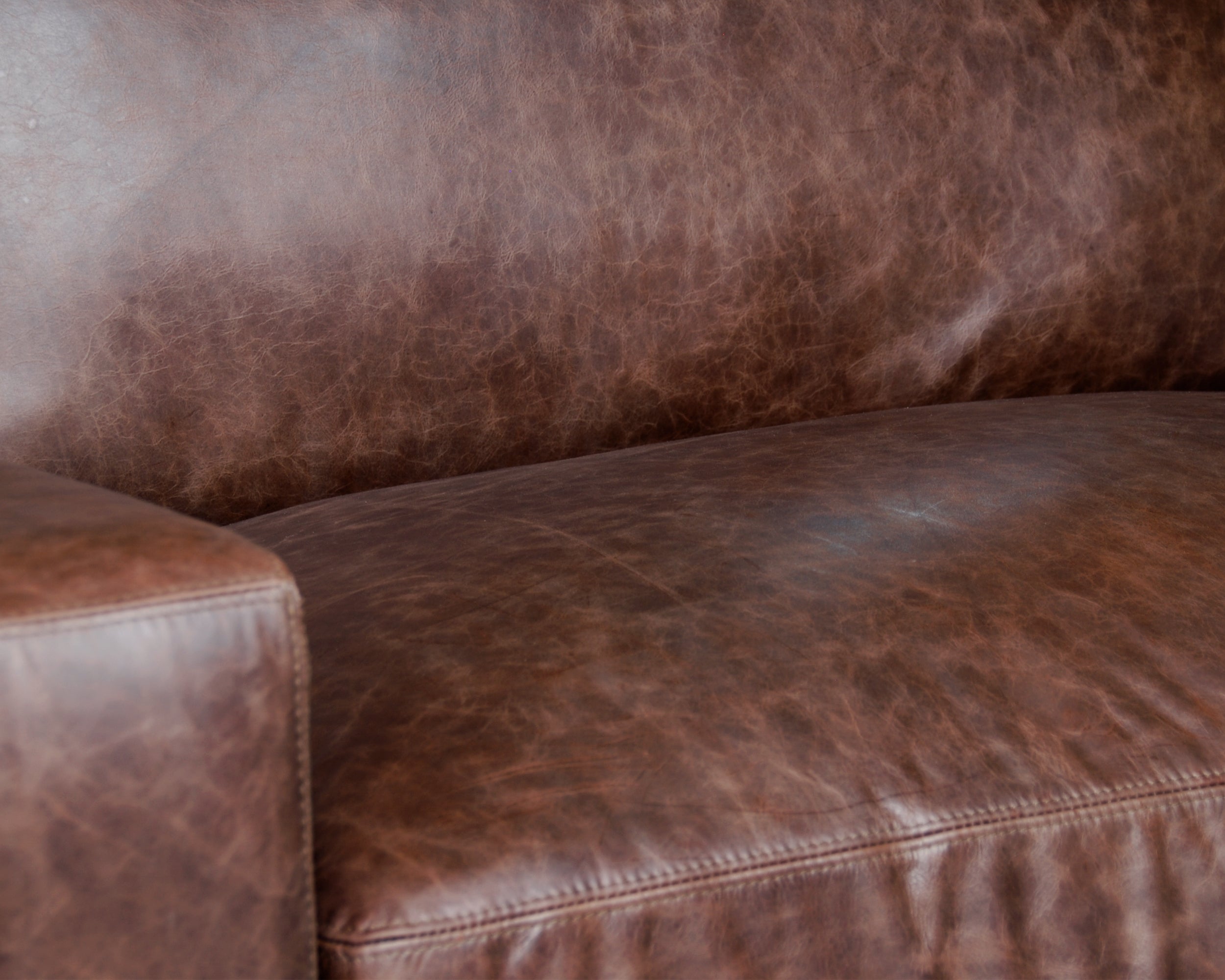 Sillon de Individual de Piel Genuina 100%, Mod. Maxwell
