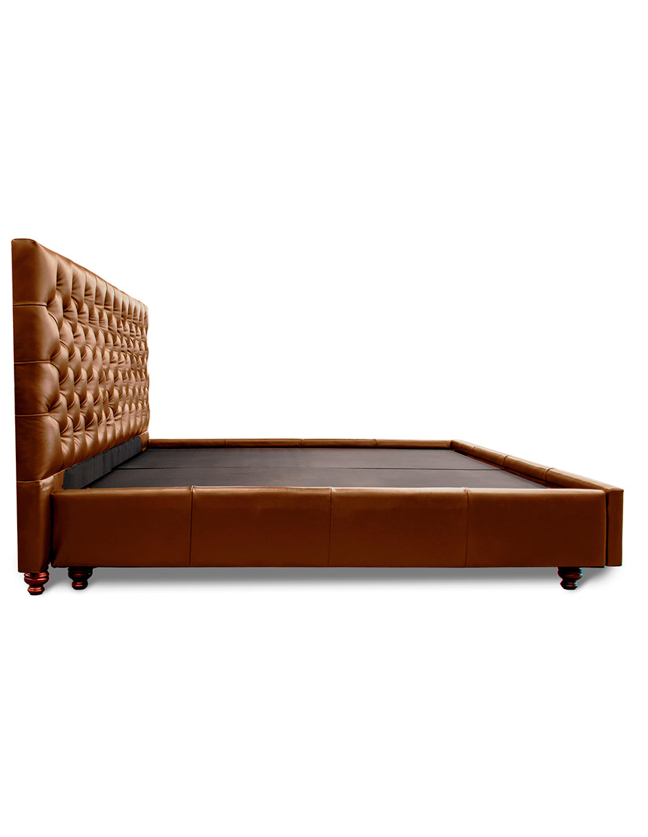 Cama KS de de Piel Genuina 100%, Mod. Chesterfield