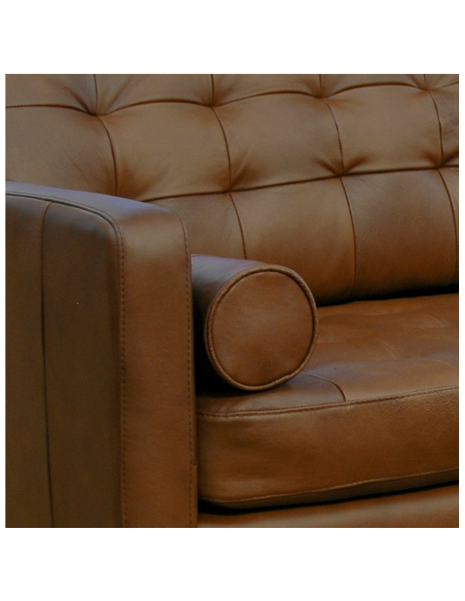 Sala de Piel Genuina 100%, Sofá y Love Seat, Mod. Noruega, dos piezas, 5 plazas.